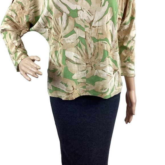 Chico's Jungle Palms Cold Shoulder Top Size M Tan Print - Picture 3 of 7
